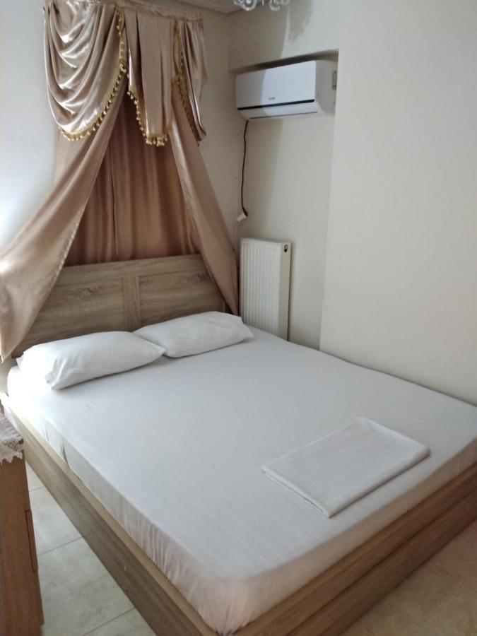 Penthouse Deluxe Apartment At Piraeus Exterior photo